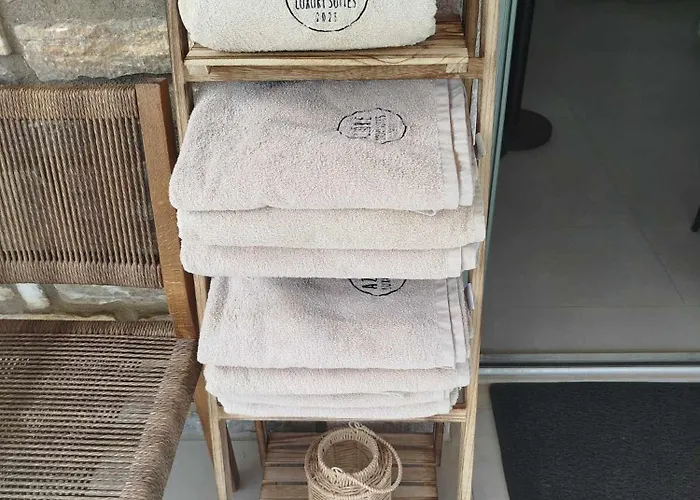 Azzure Luxury Potos