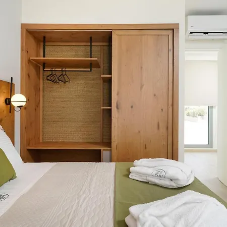 מלון Azzure Luxury *