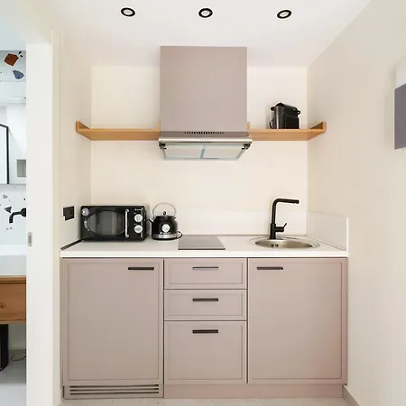 Azzure Luxury מלון פוטוס