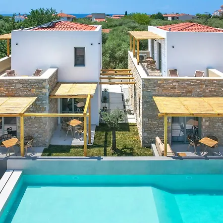 Azzure Luxury מלון *