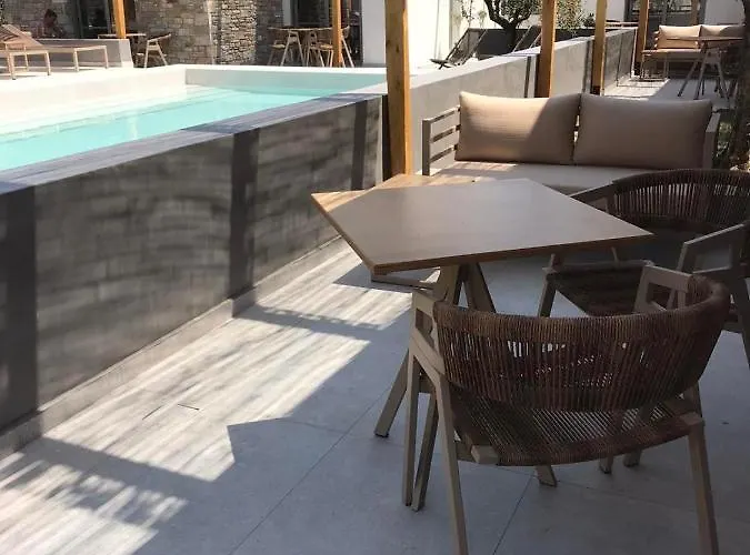 Azzure Luxury Hotel Potos