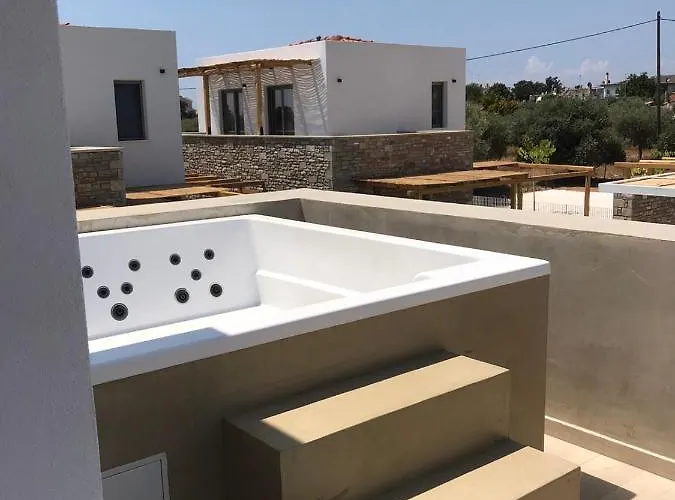 Azzure Luxury Hotel