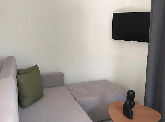 Azzure Luxury * بوتوس