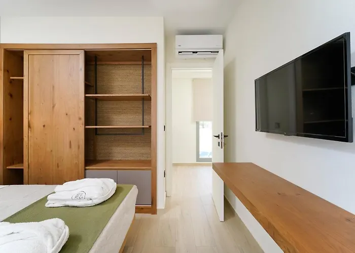 Otel Azzure Luxury Potos