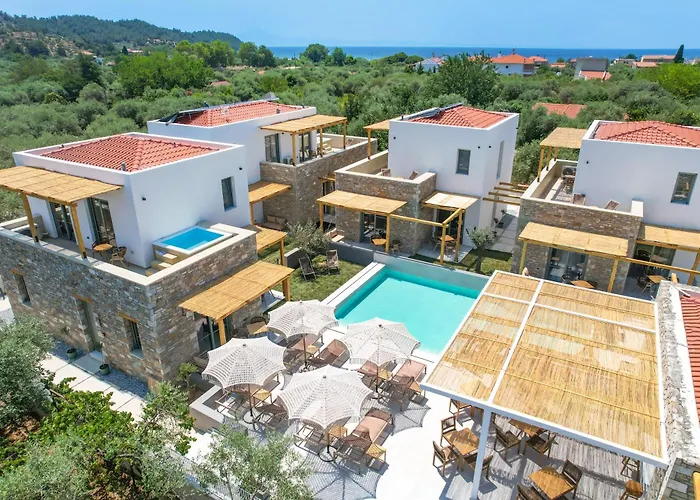 Azzure Luxury Otel Potos